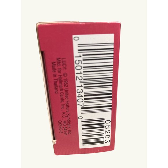 Hallmark Keepsake Ornament The Peanuts Gang Lucy With Football 1994 Collectors S - Picture 6 of 12